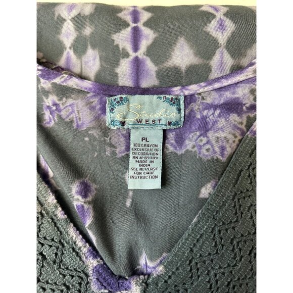 Studio West Women’s PL Tie-Dye V-Neck Top With Lace Detail Grey/Plum Boho Chic - Picture 7 of 11